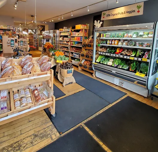 Raise the Root Organic Market storefront